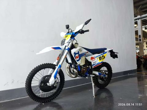 NM300GY HT24 Off-Road Motorcycles — factory photograph